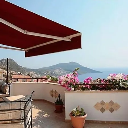 Calkris, Kalkan Вілла