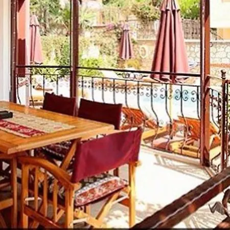 Calkris, Kalkan Вілла